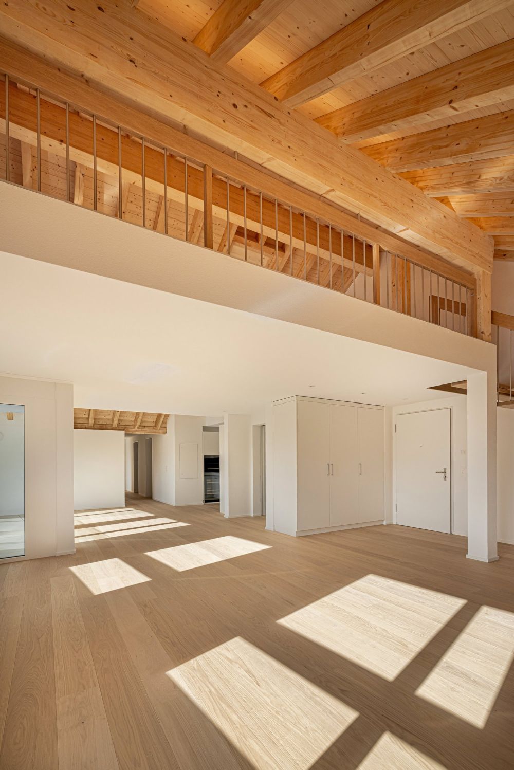 Grosszügige 5.5-Zimmer-Attikawohnung mit einzigartigem Maisonette-Charme -  Bild 5