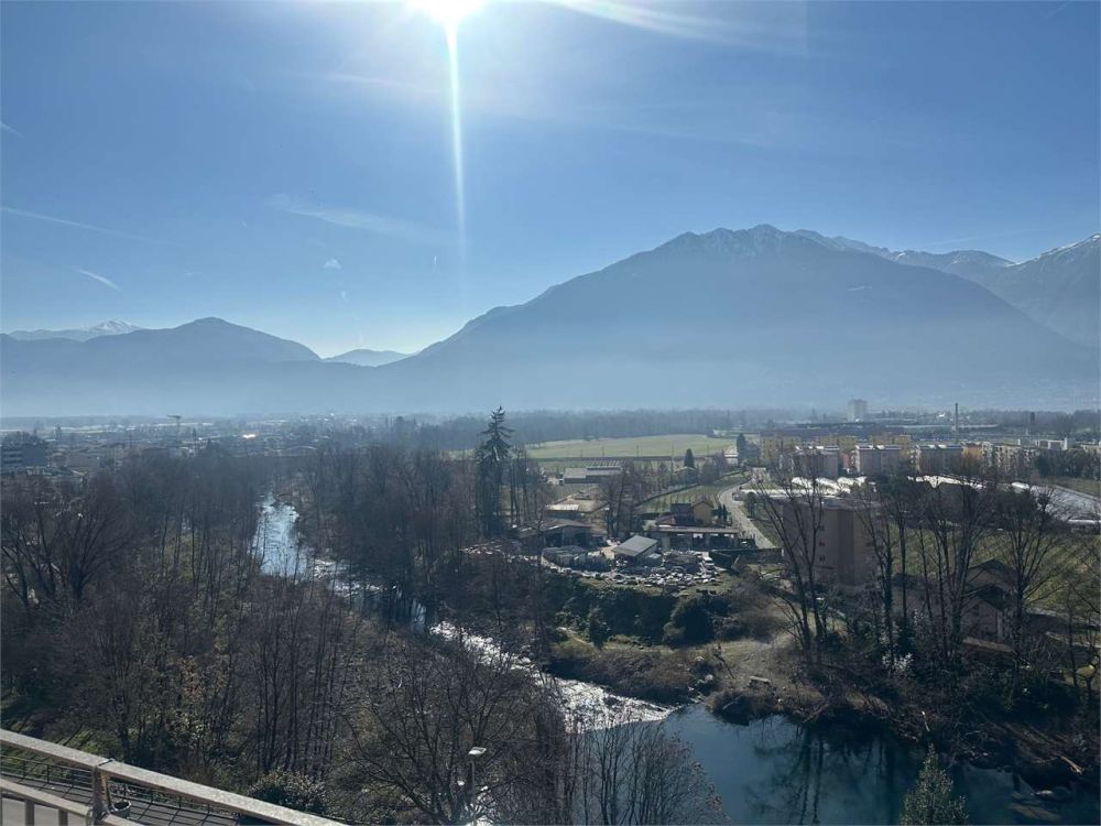 Gordola - Casa unifamiliare allo stato grezzo con splendida vista lago -  Bild 3
