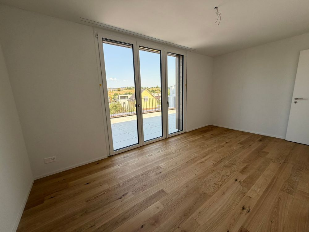 Moderne 2.5-Zimmer-Attikawohnung im Neubau mit grosszügiger Terrasse -  Bild 8
