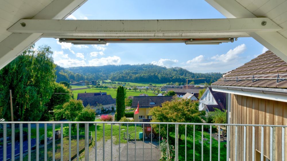 3 ½-Zimmer Dachwohnung mit viel Charme am "Stadtrand" von Elgg - Bild 6