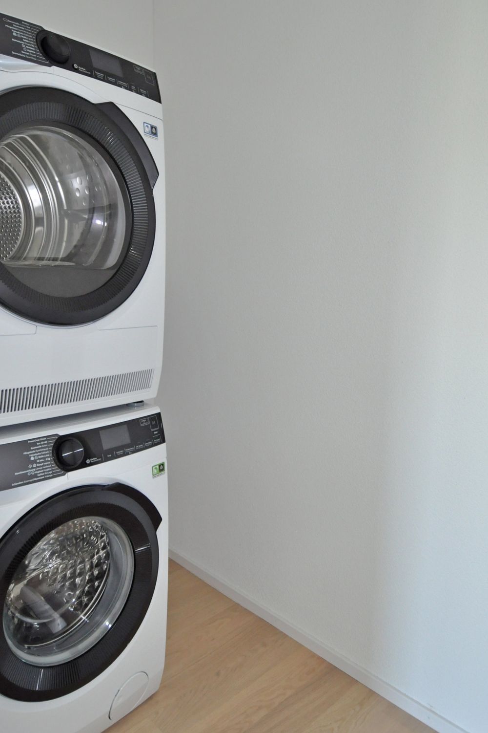 Helle 3.5 Zimmer Neubauwohnung im 1. OG - Bild 8