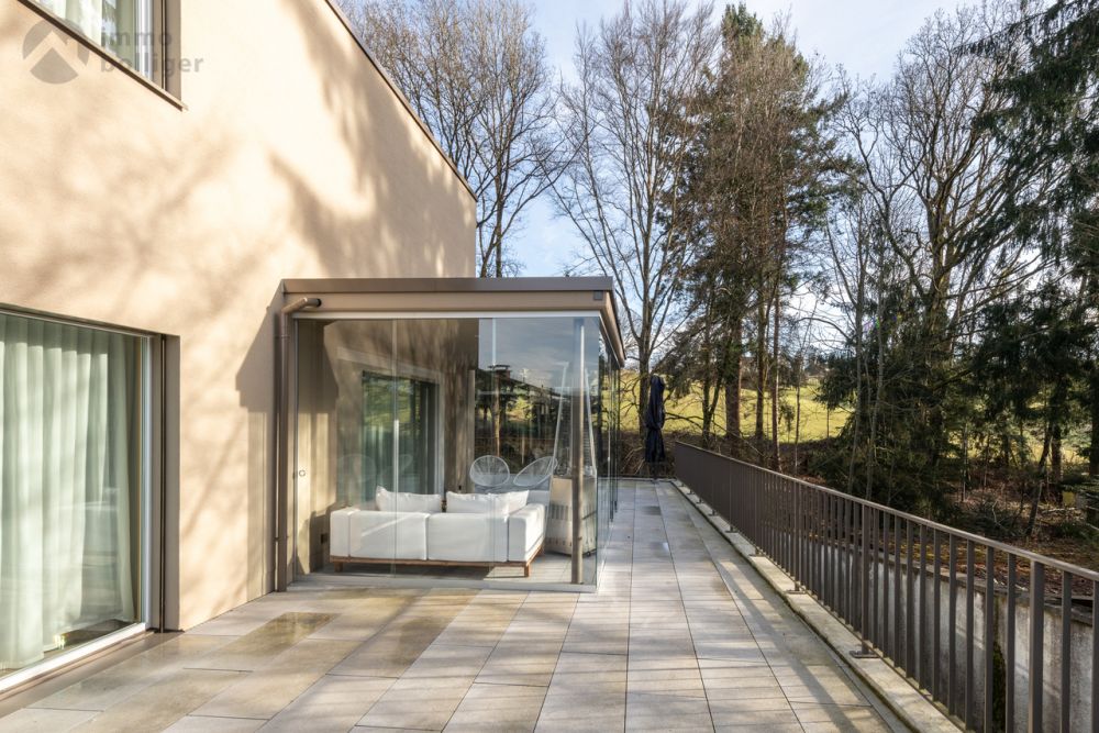 Einzigartiges Design, exklusiver Komfort und Ausblick in die Natur - Bild 9