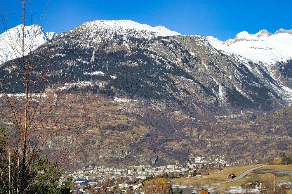 Fantastisches Bauland in ruhiger und unverbaubarer Lage -  Bild 2