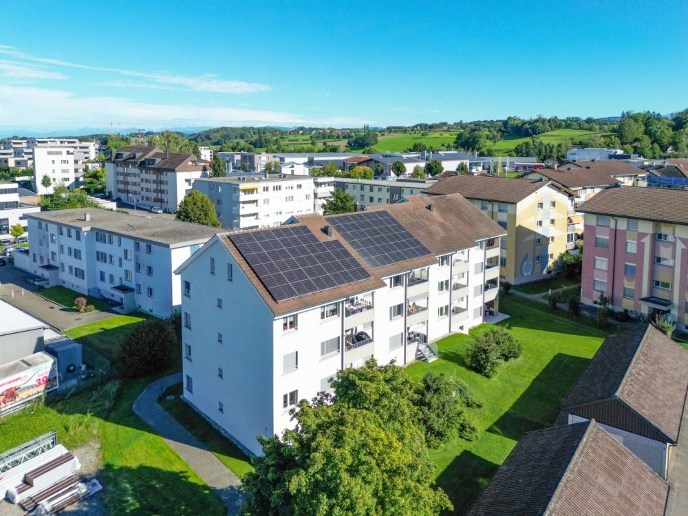 Erstbezug nach Renovation - 3.5-Zi. Eigentumswohnung - Aussenansicht