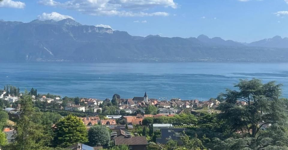 Le lac, les vignes et Lutry à vos pieds! - Attique 4.5 pièces - image - 1