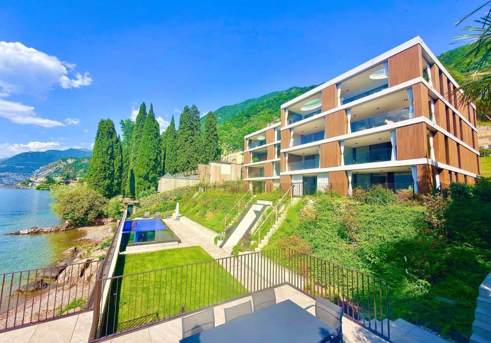 3726 - DIRECTLY ON THE LAKE - ONLY FIRST RESIDENCE - LUXUS APARTMENT WITH PRIVATE BEACH -  Bild 3