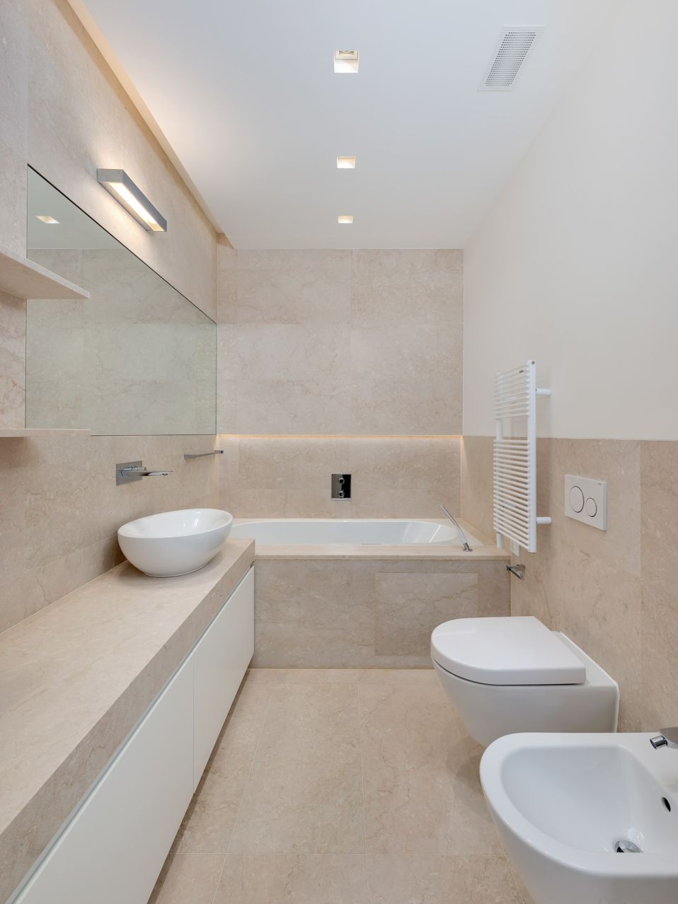 LUXURIÖSE 4.5 ZIMMER WOHNUNG MIT GARTEN -  Bild 9