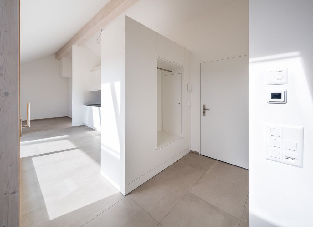 2.5 Zimmer Dachgeschoss Wohnung mit Loggia -  Bild 6