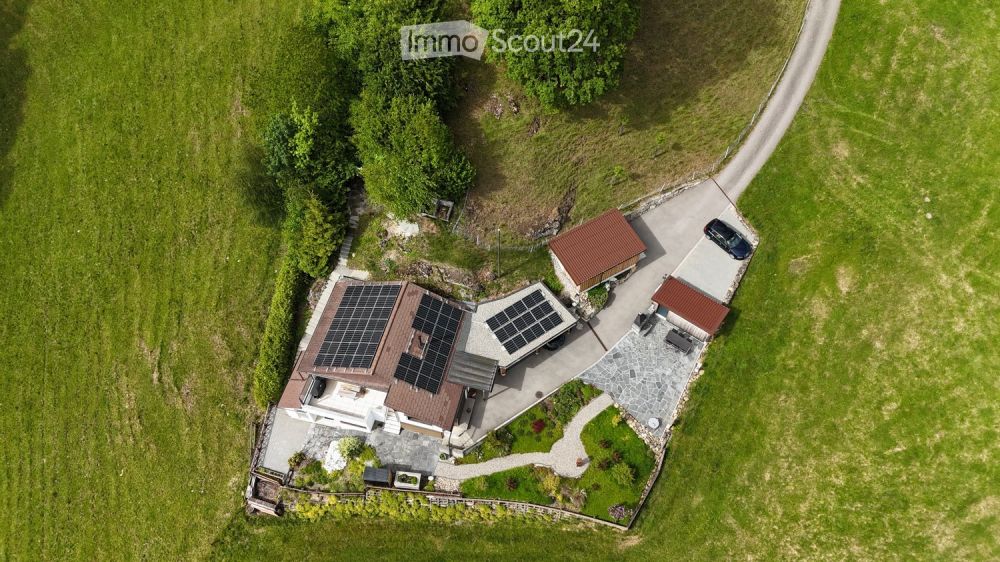 Wohn-Oase in der Landwirtschaftszone - 4½ Zimmer Duplex Hauptwohnung mit 1 ½ Zimmer Studio im UG -  Bild 2