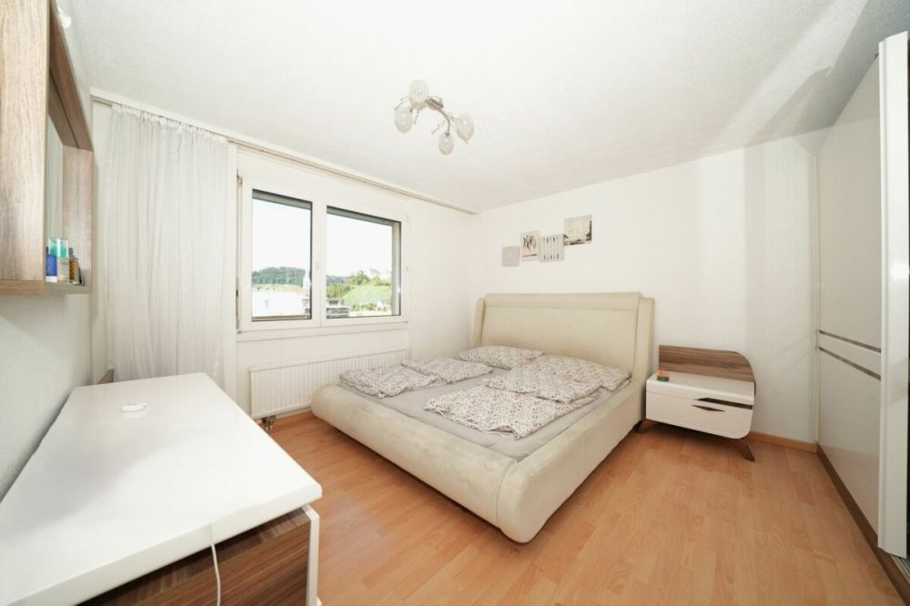 Familienfreundliche Wohnung an zentraler Lage -  Bild 6
