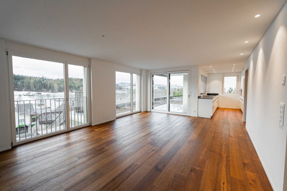 Reserviert - Exklusive Atriumwohnung mit Panoramablick auf die Berge inkl. zwei Einstellhallenplätze - Bild 4