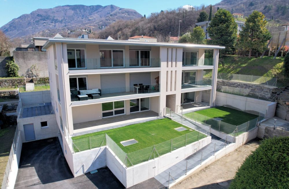 Nuovo elegante appartamento con giardino privato - Bild 1