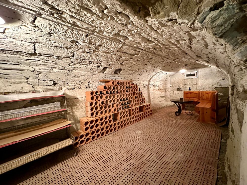 Historisches Zweifamilienhaus mit zwei separaten Einheiten – Wohnen & Arbeiten vereint - Bild 3