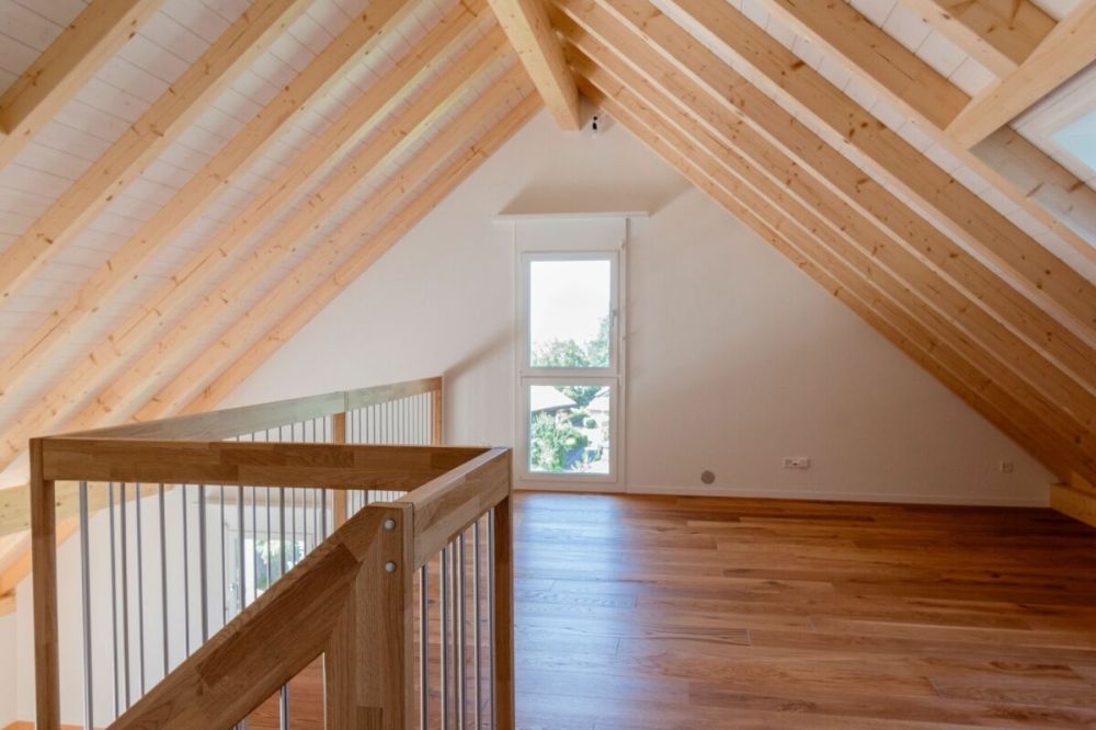 Grosszügige Dachwohnung mit Galerie! - Bild 2