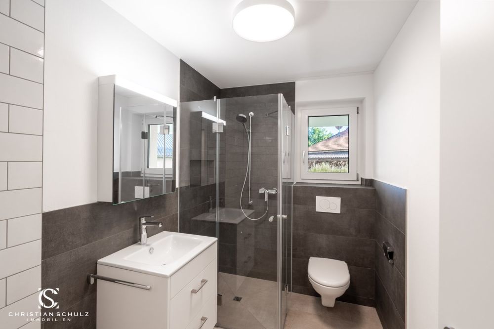 Reserviert! Grosszügiges Neubauhaus mit Einliegerwohnung in Panoramalage! - Bild 10