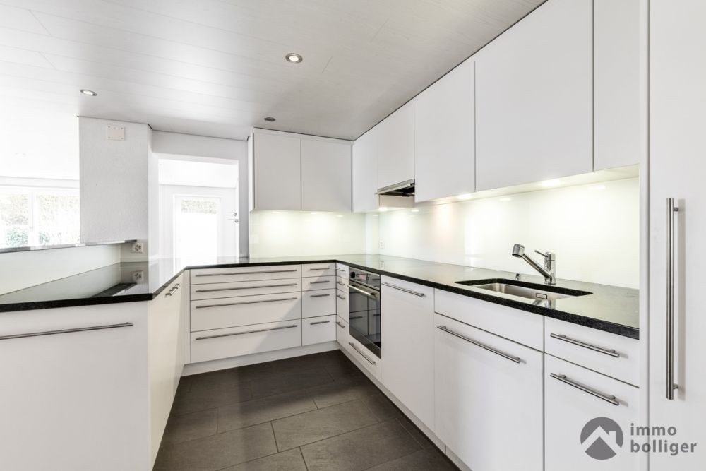 Historie trifft Moderne: Stilvolles EFH mit viel Potential in Zofingen -  Bild 3