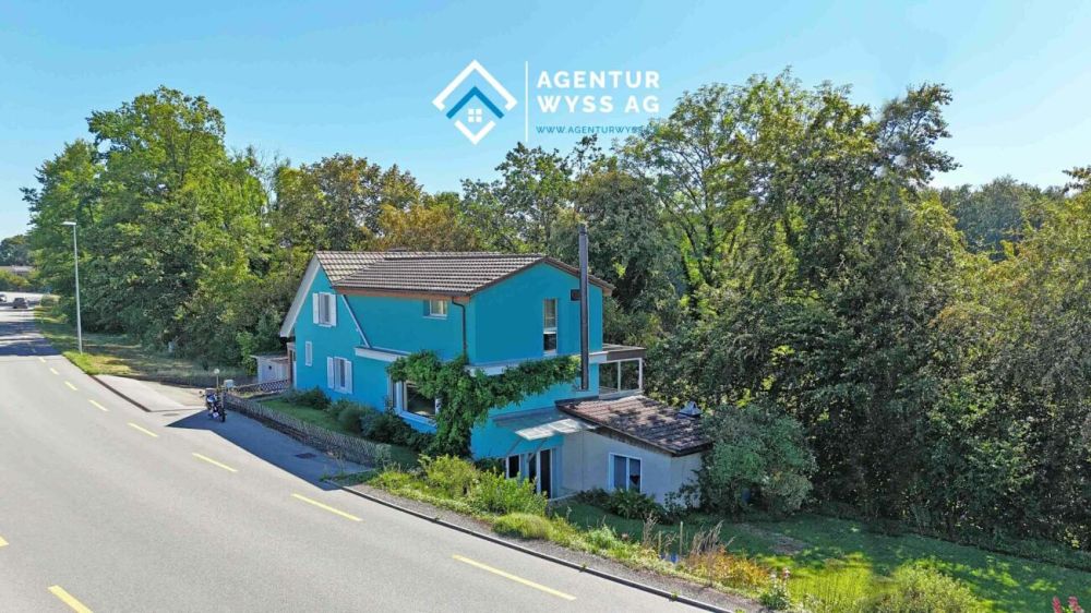 Saniertes 5.5 Zimmer Einfamilienhaus mit eigenem Wald! Ein wahres Bijoux für Geniesser und Naturliebhaber - Bild 1