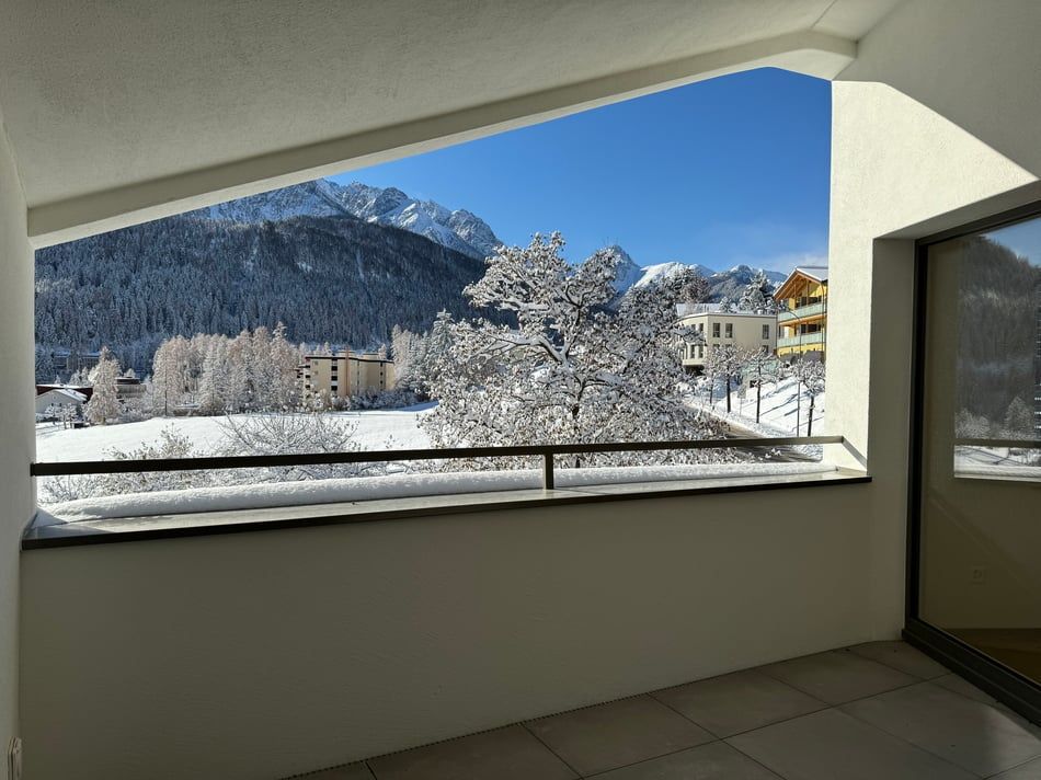 Ihr neues Zuhause im Herzen der Bündner Bergwelt -  Bild 1