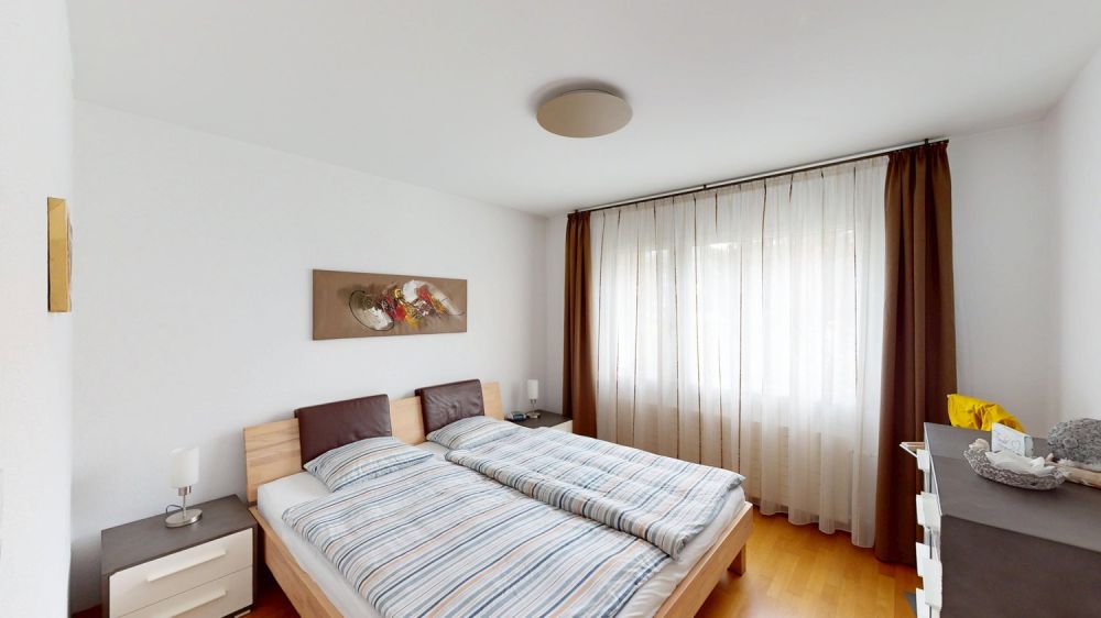 Muttenz : Freistehendes  - 6.5 Zi.- EFH auf traumhaftem Grundstück u. ruhiger Lage - Bild 8