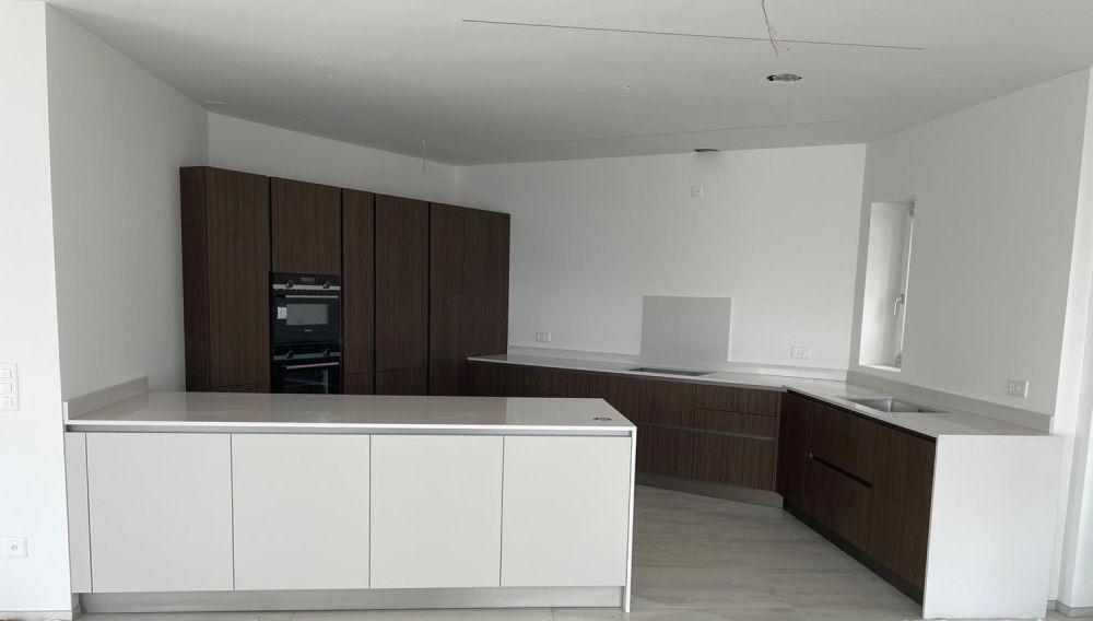 Moderno attico 3.5 locali con terrazze vista lago/monti -  Bild 1