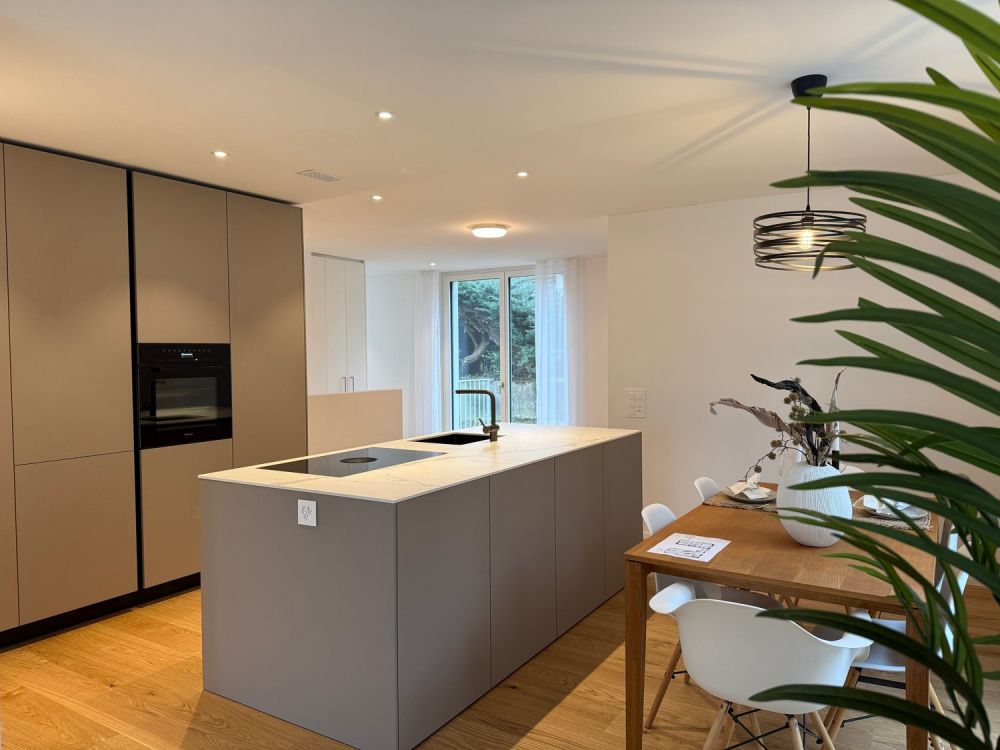 IHR ZUHAUSE IN DER STADT. UND IM GRÜNEN. - Bild 1