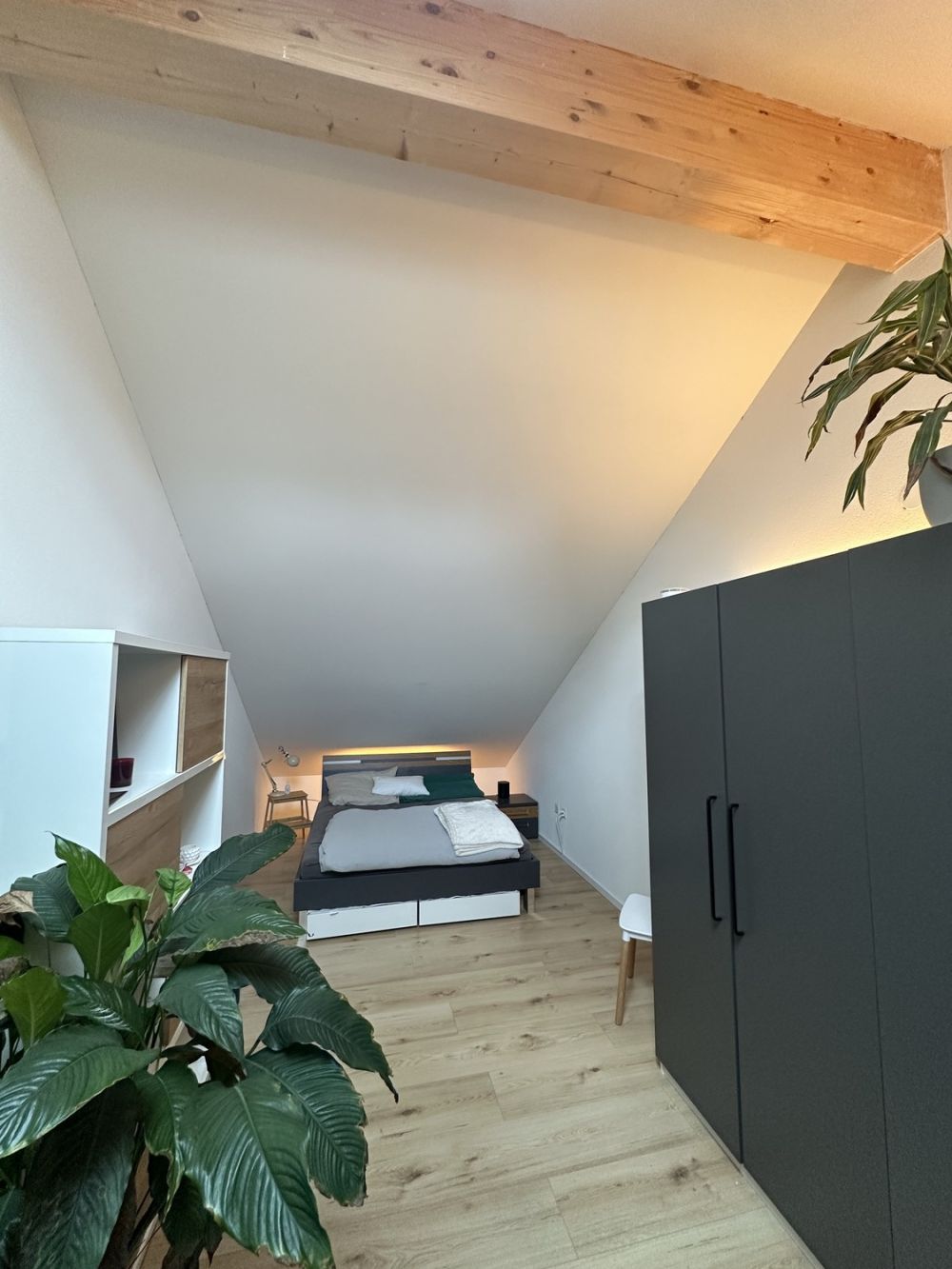 Moderne 2.5 Zimmer Dachwohnung mit Galerie -  Bild 8
