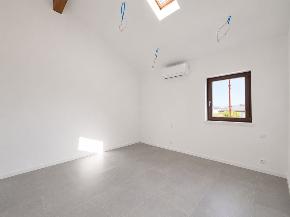 MODERNA CASA UNIFAMILIARE DI NUOVA COSTRUZIONE CON GIARDINO -  Bild 6