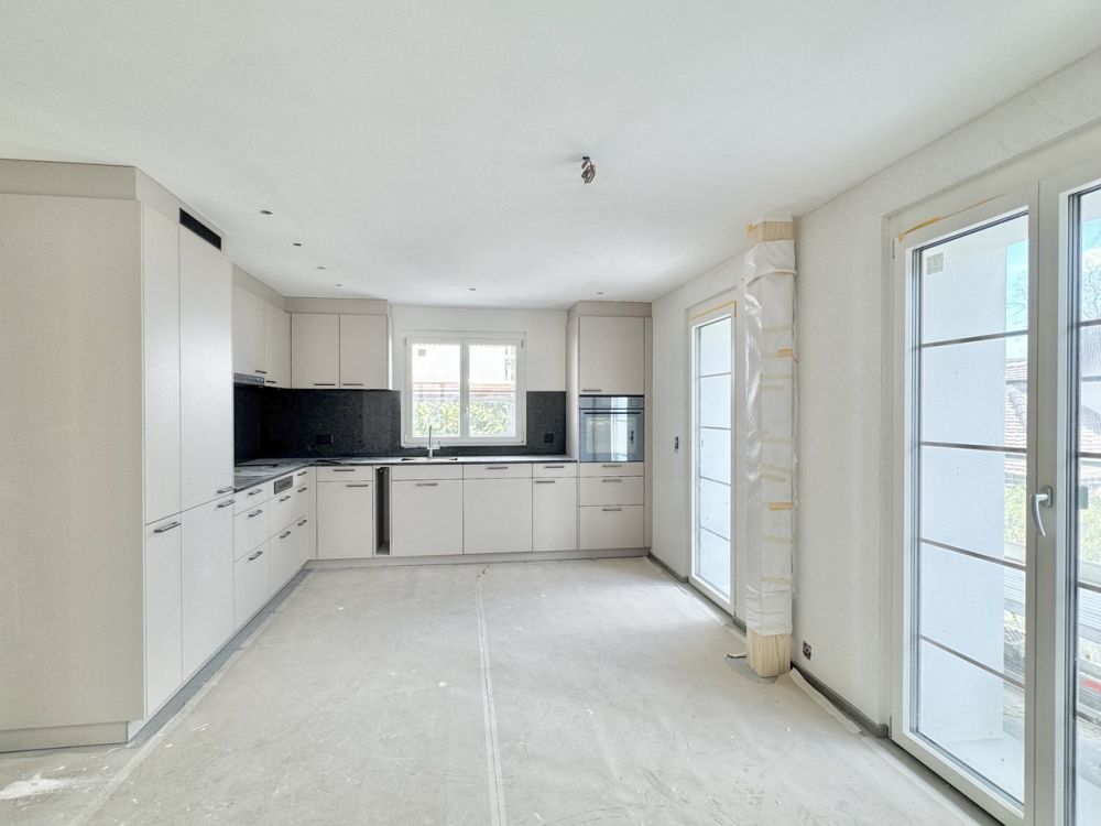 5.5 Zi. Maisonette Wohnung mit Balkon/Sitzplatz - Erstbezug -  Bild 1
