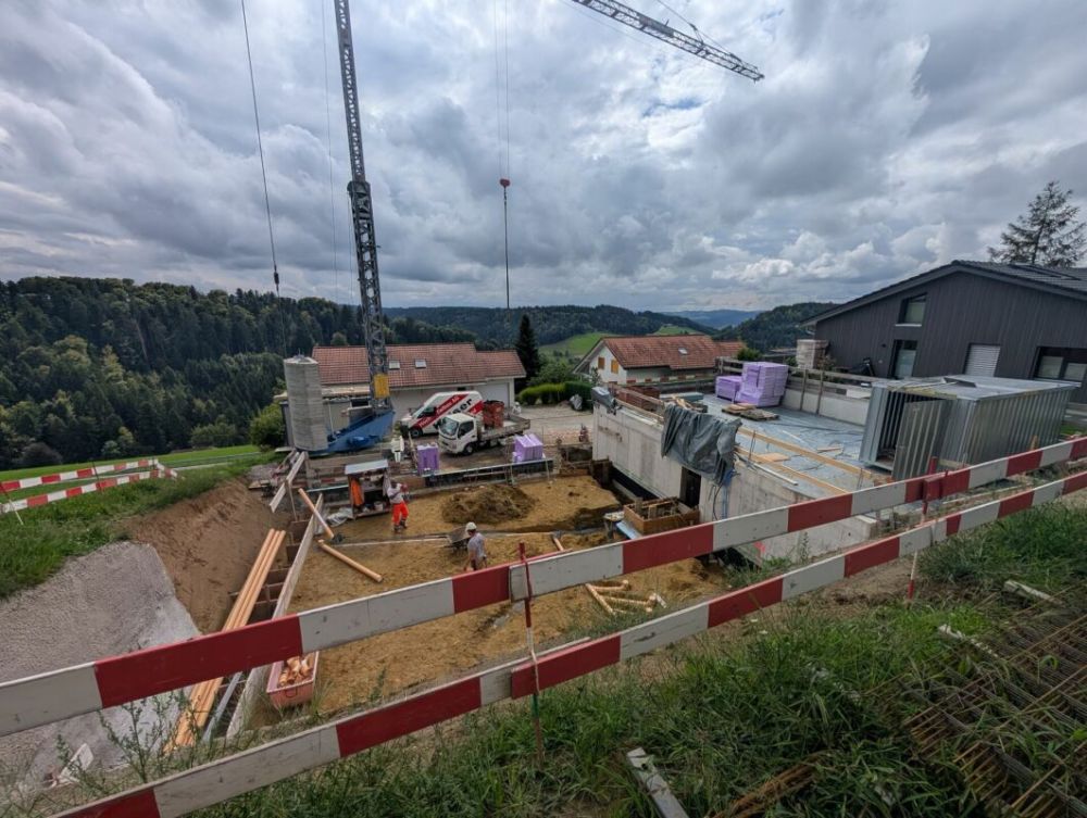 Exklusives Einfamilienhaus in Hanglage mit Weitblick und optionaler Einlegerwohnung - Bild 4