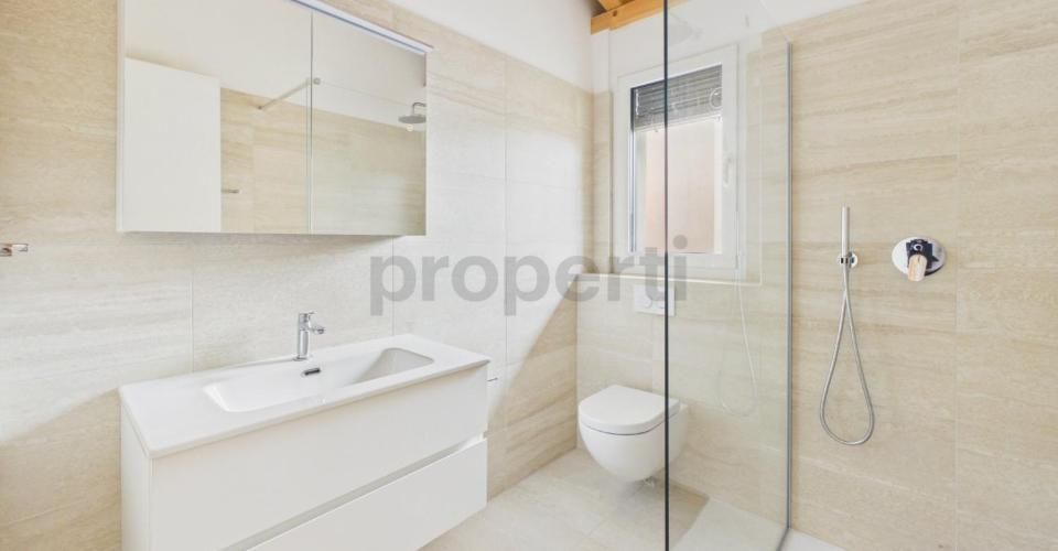 Immeuble entièrement rénové, agencement fonctionnel et haute efficacité énergétique ! - Appartement 2.5 pièces - image - 6