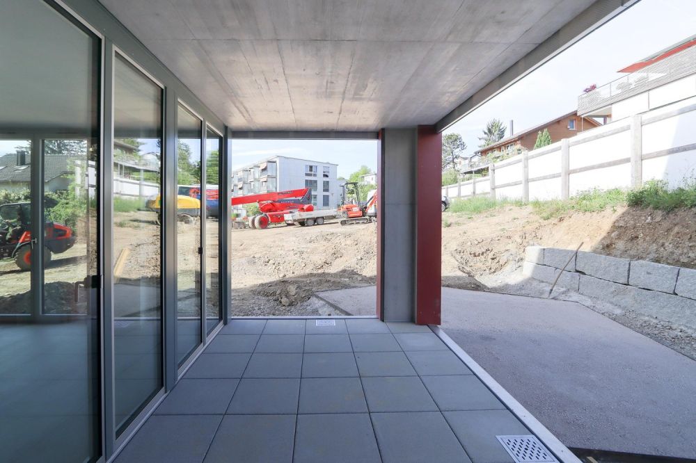 Hochwertige 4.5 Zi-Neubauwohnung im EG  zentral und naturnah gelegen -  Bild 11