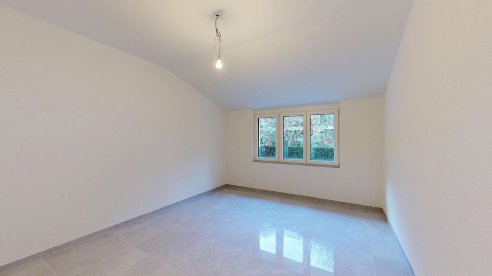 Moderne 4.5-Zimmer-Eigentumswohnung mit Balkon - Zimmer 1