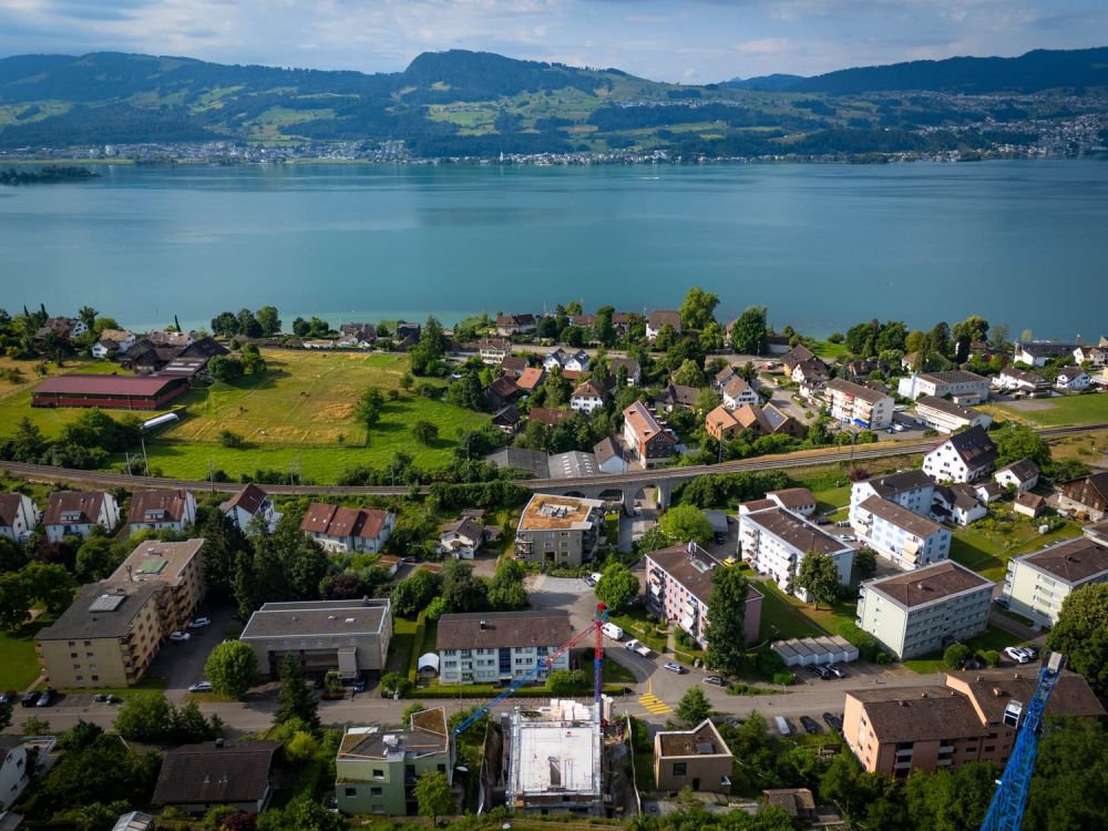 Exklusive und hochwertige 4.5-Zimmer-Terrassenwohnung - Ihr Traumdomizil mit Seesicht in Uerikon - Bild 9