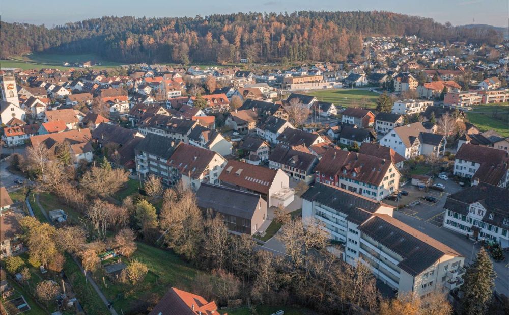 "Zum Näfbach" - Mein Zuhause in Neftenbach - Aussenansicht Überbauung