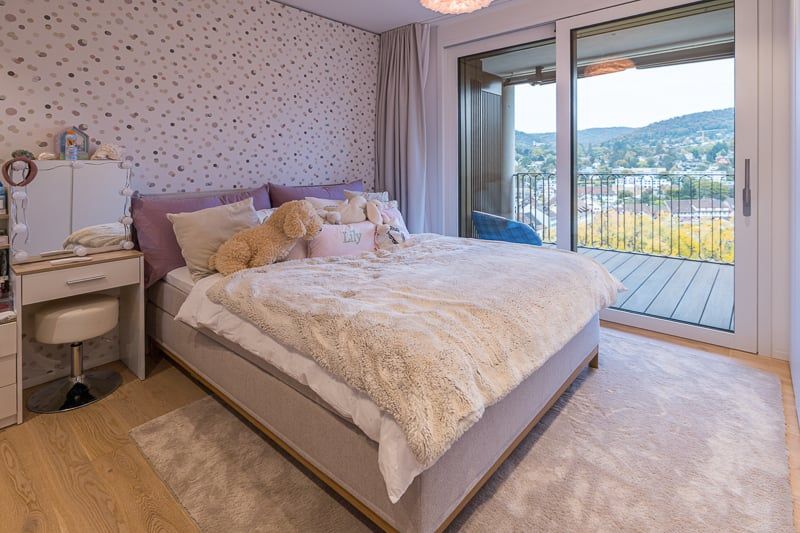 Exklusive Maisonette-Einheit mit hochwertigem Innenausbau und traumhafter Panoramaaussicht - Bild 9