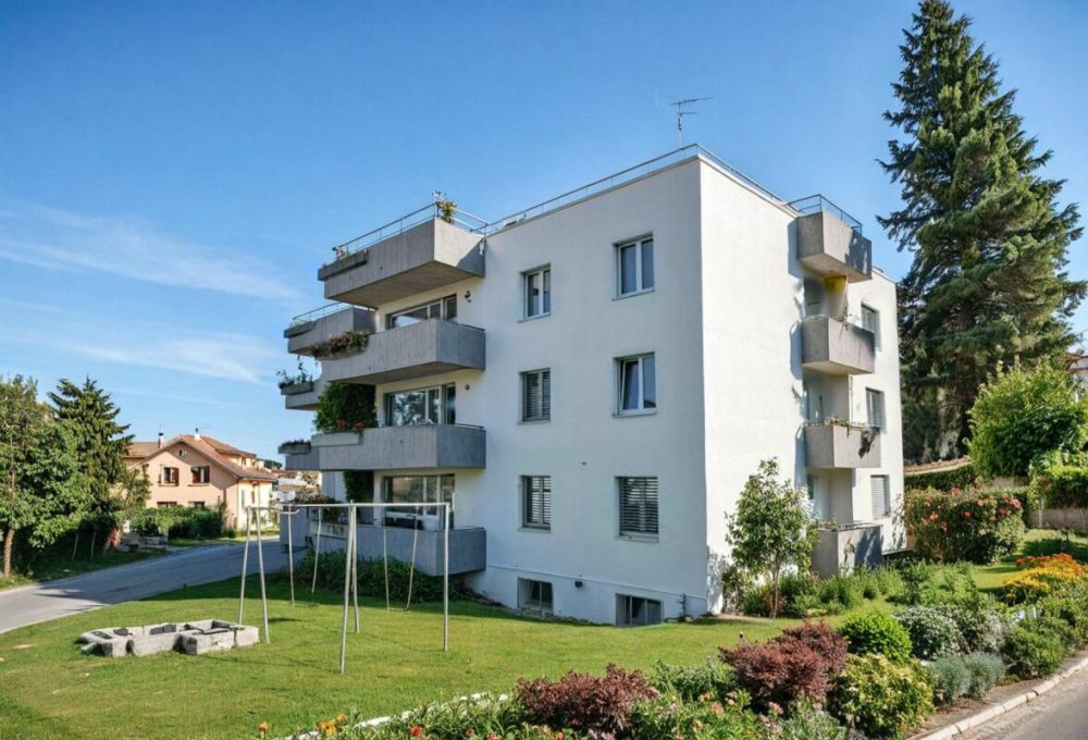 Modernisierte EG 4.5-Zimmer-Wohnung an ruhiger Lage -  Bild 1