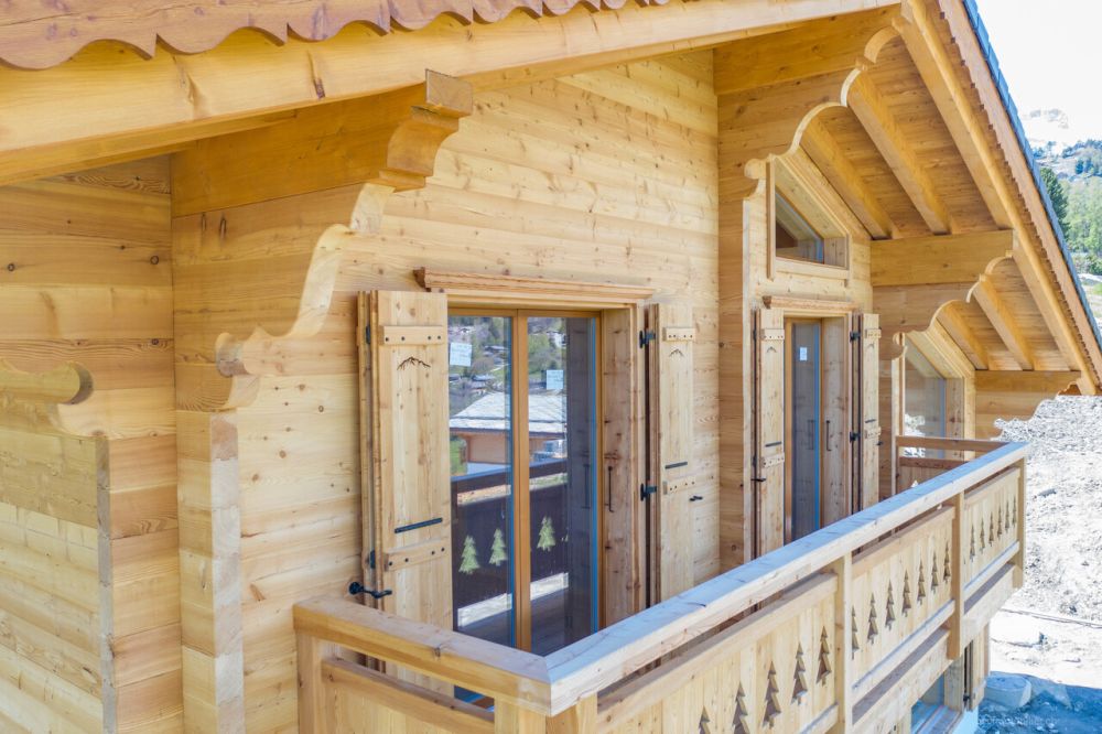 Chalet mit 5.5 Zimmern auf dem Plan, ruhig, sonnig, schöne Aussicht -  Bild 3