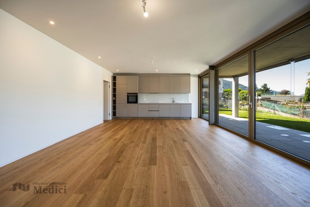 MODERNO ED ELEGANTE APPARTAMENTO VISTA LAGO -  Bild 3
