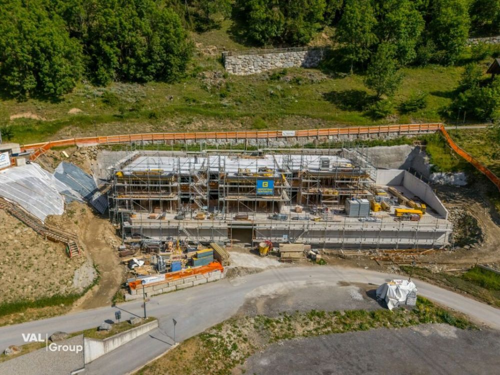 Exklusive Attikwohnung - Wohnen mit alpinem Charme im Tschäggättuhuis -  Bild 5