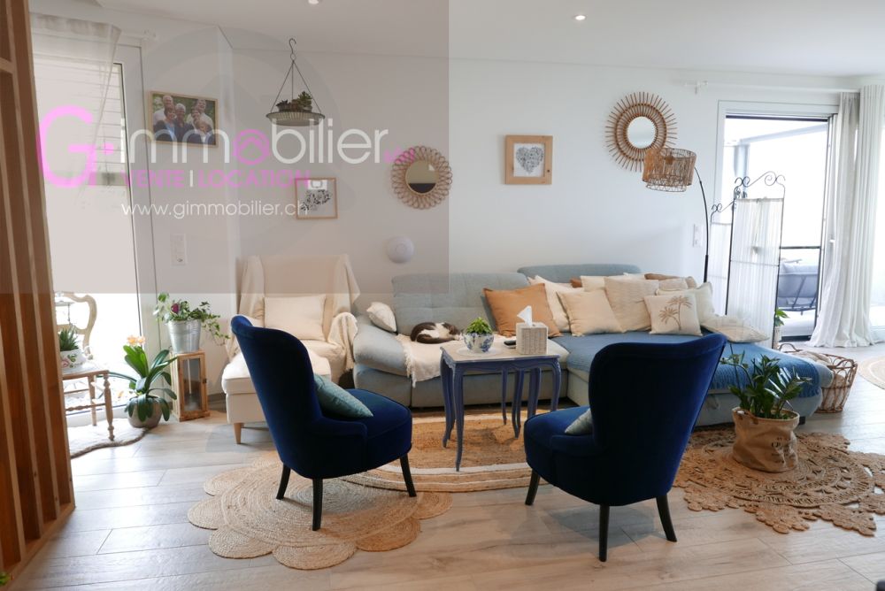 À vendre - Villa 5.5 pièces récente lumineuse et prête à vivre - salon rez sup