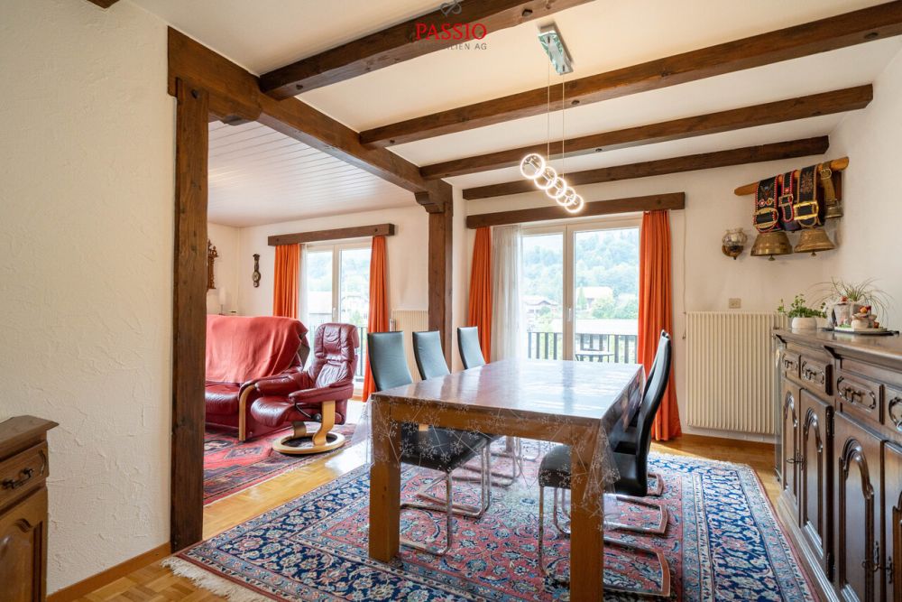 Vielseitiges 11,5-Zimmer Haus mit Nebengebäude und Ausbaupotenzial - Bild 7