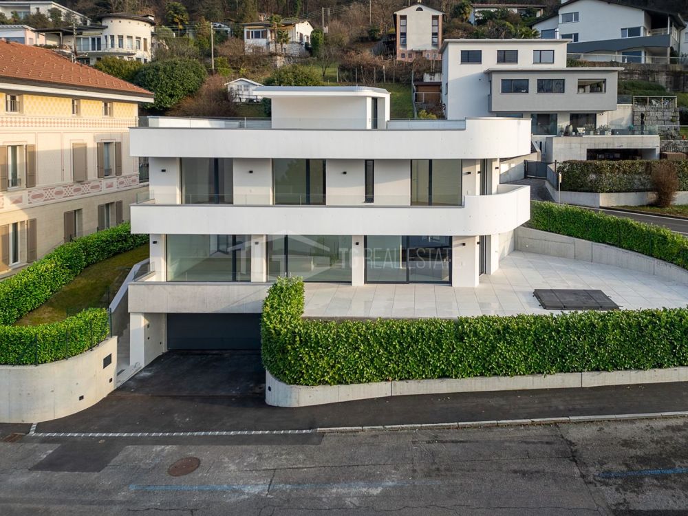 MODERNE VILLA MIT SEEBLICK -  Bild 2