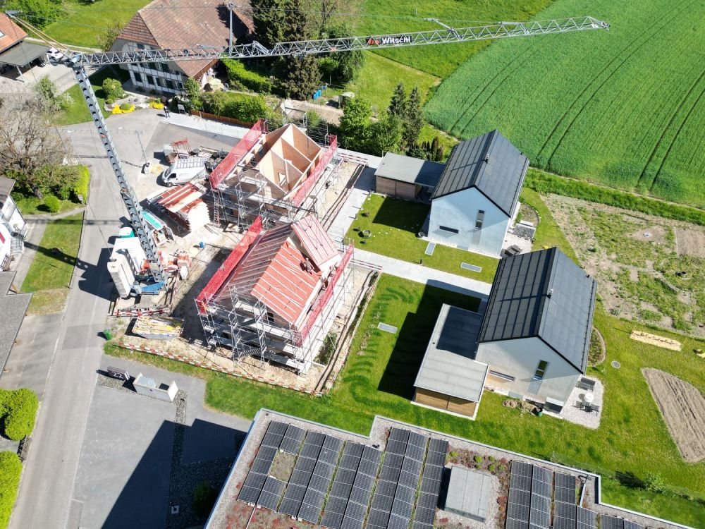 Letztes Einfamilienhaus in der Siedlung Kleeblatt (B) -  Bild 1