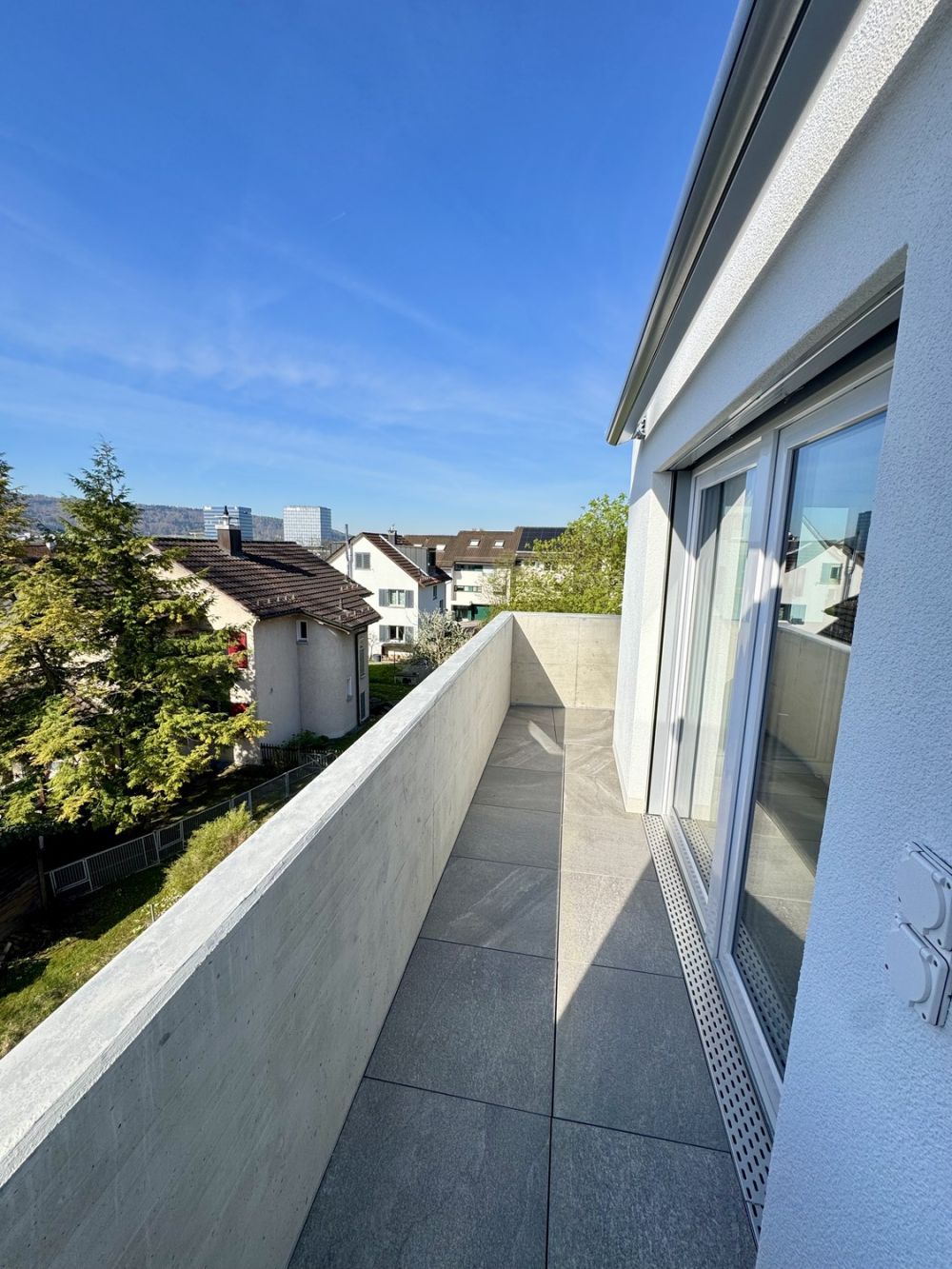 Helle 2.5-Zimmer-Neubauwohnung mit sonnigem Balkon in Wallisellen -  Bild 4