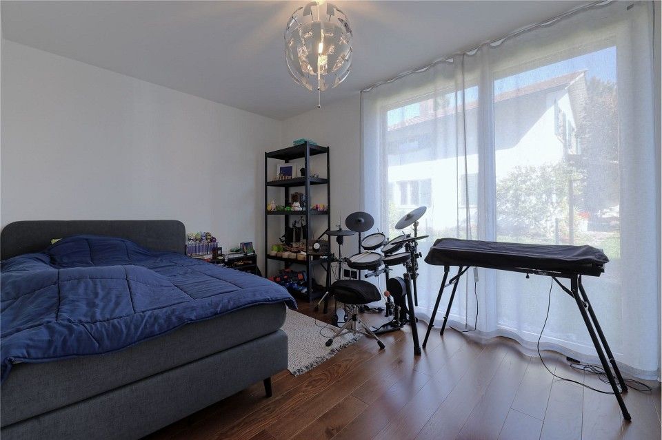 Topmoderne 5½-Zimmer Eigentumswohnung mit grosszügigem Garten -  Bild 12