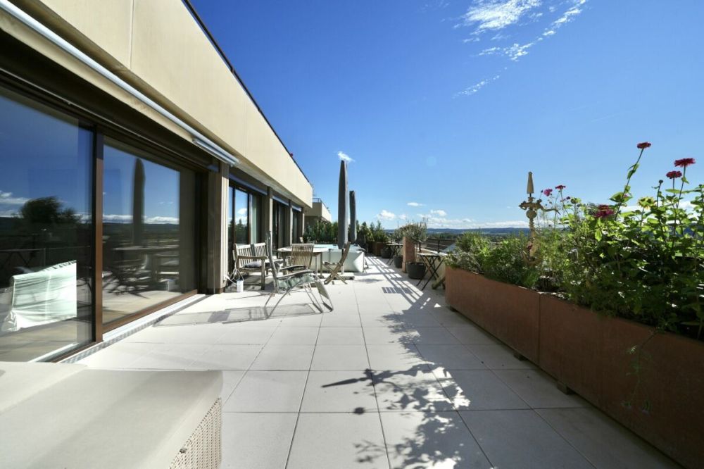 LICHTDURCHFLUTETE TERRASSENWOHNUNG - Terrasse