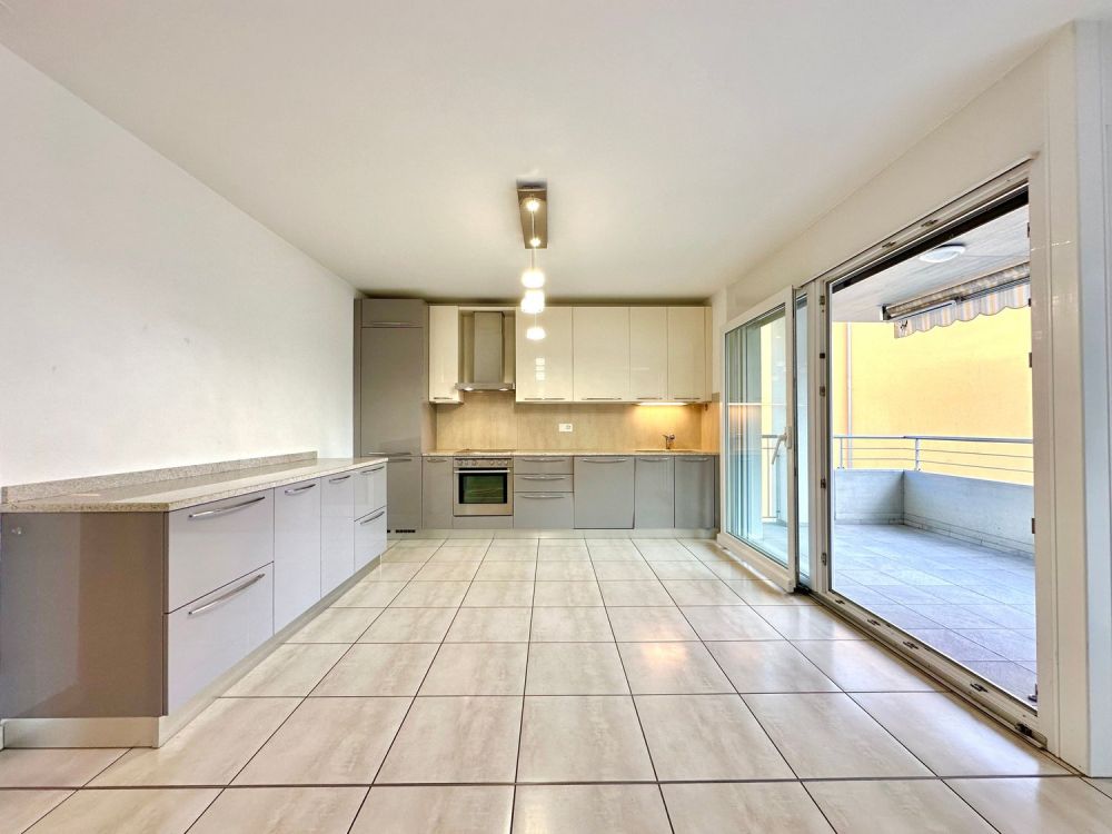 Elegante appartamento 4.5 locali con dotazioni moderne a Castel San Pietro - Image 2