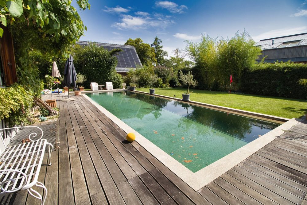 Traumhafte Lage/Garten- und Poolparadies/unmittelbar nähe Aare/viel Potenzial (Ausbau oder Neubau) - Bild 6