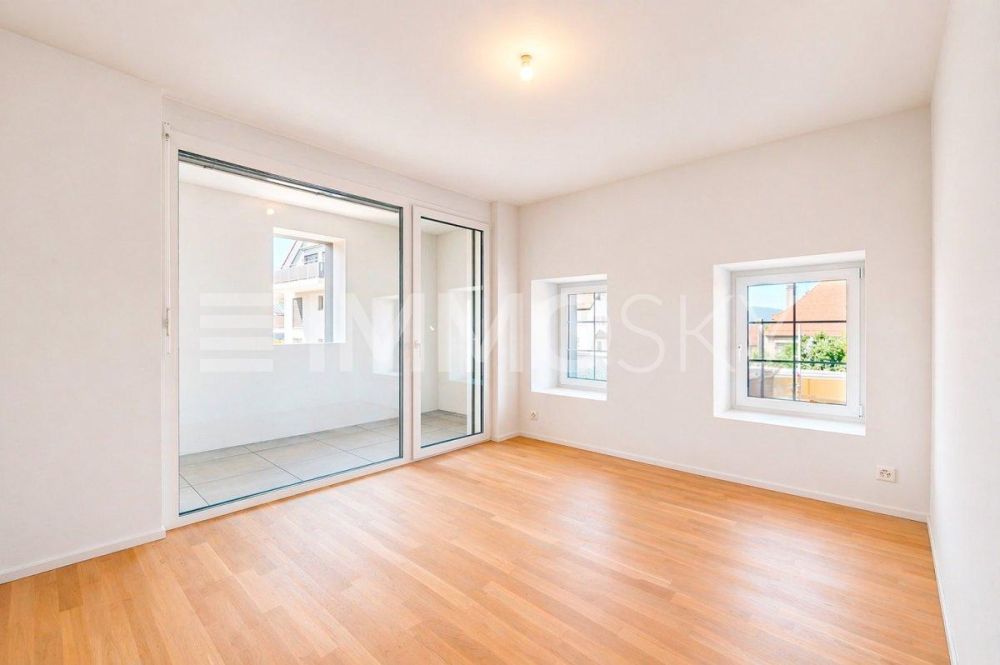 Schönes Duplex mit 4.5 Zimmern, neu, 4 Minuten von Cheseaux-sur-Lausanne - Belle chambre parentale avec salle d'eau privative donnant sur la coursive