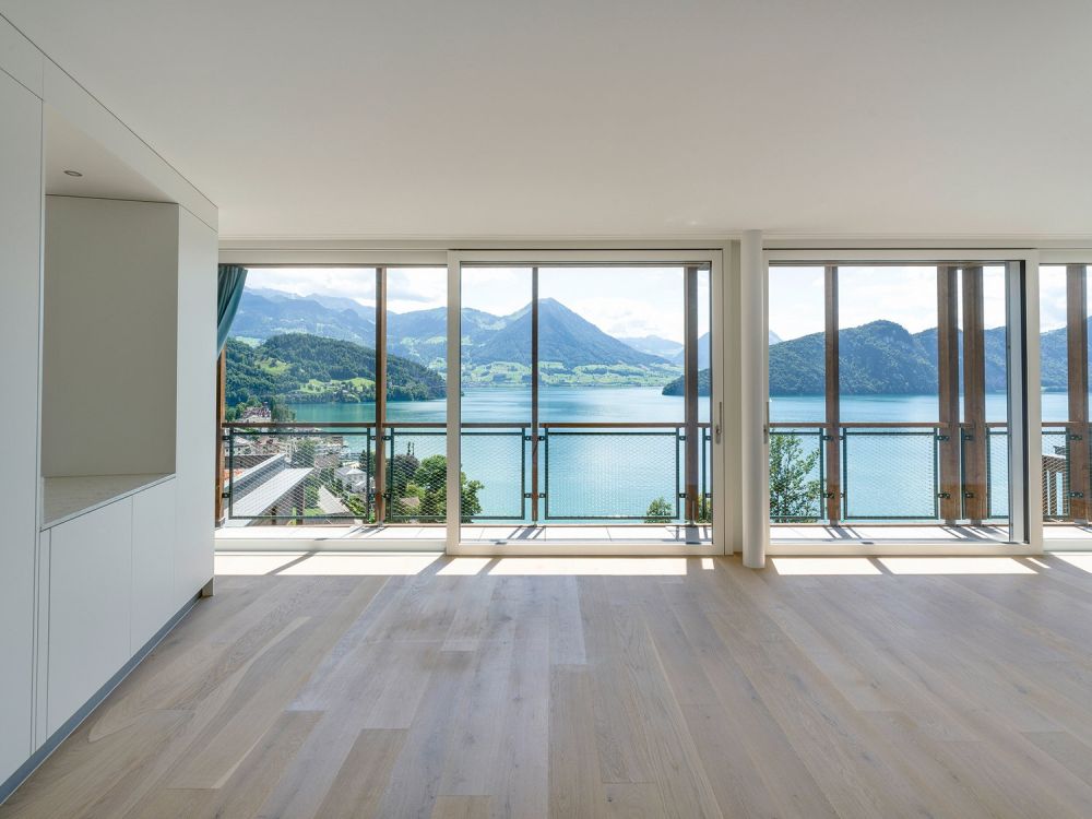 Exklusive 5.5-Zimmer-Attikawohnung in Vitznau – Wohnen mit Seeblick -  Bild 1
